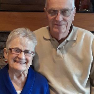 Meet your Posher, Warren